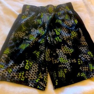 Gymboree Boys Medium (7-8) athletic shorts with side pockets and drawstring.